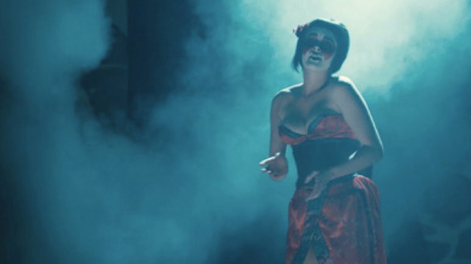 AestheticHorror's tweet photo. Stage Fright (2014) https://t.co/DKHP26rorZ