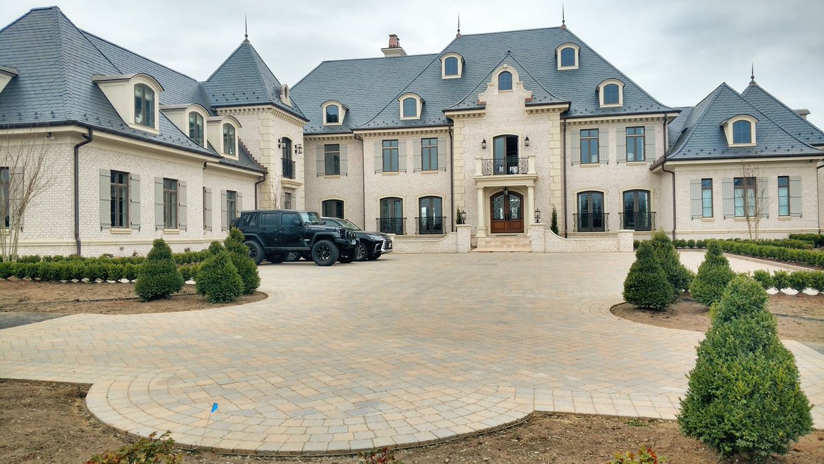 Techo Taphouse tweet media