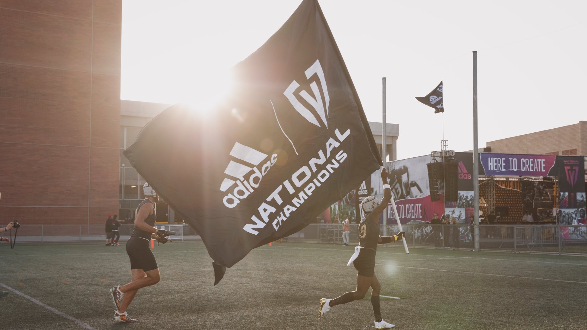 Adidas баннер