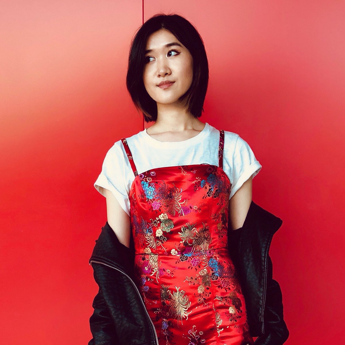 _baomii's tweet photo. Hi my name is Cam and I love the color red ❣️ #ArtvsArtist https://t.co/xG8CGK2pAX