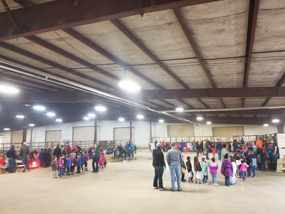 RTHS_AG's tweet photo. Thanks to all who came to our petting zoo today. We had over 650 young people learn about agriculture. https://t.co/tBaEkpeHyU