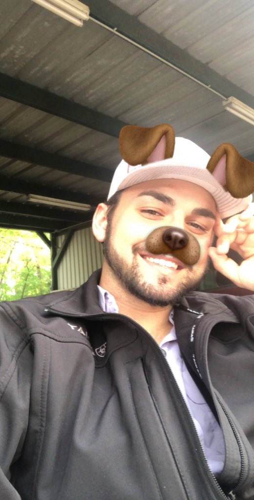 TRUE1JD's tweet image. Wasting time messing with my favorite filter 🐶
