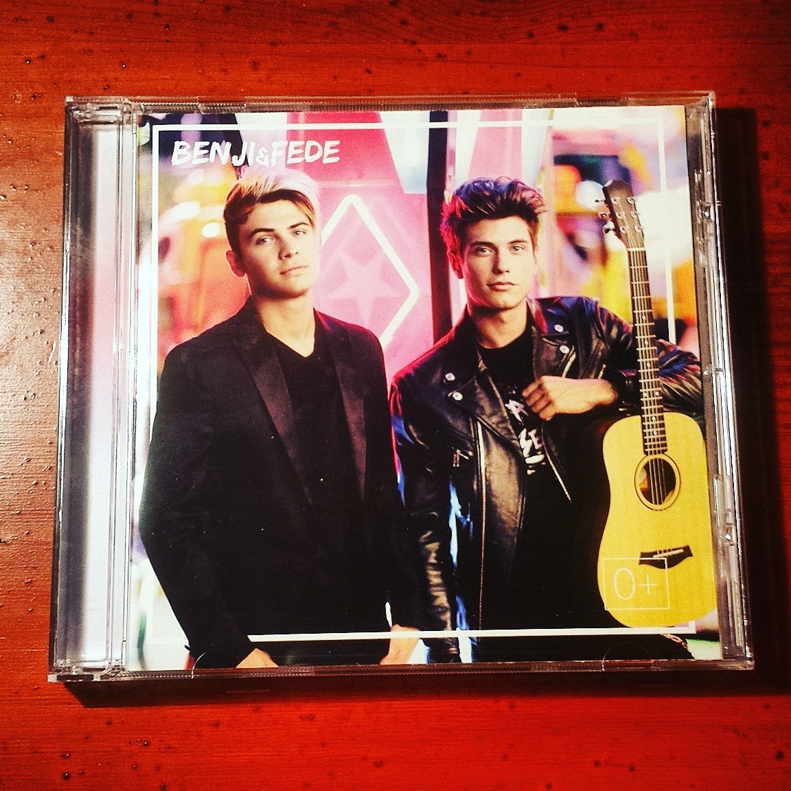 Andrea1306's tweet photo. Benji & Fede - 0+
#benjiefede #benji #benjimascolo #fede #federicorossi #0plus #pop #tuttoperunaragione #annalisa #succedetuttoperunaragione #elaragionemagariseitu #warnermusicitaly #ibsit #ibslove #musicislife #musiclover #love #happy #vocals #memories #andrea1306collection https://t.co/tGXDKdQCHS