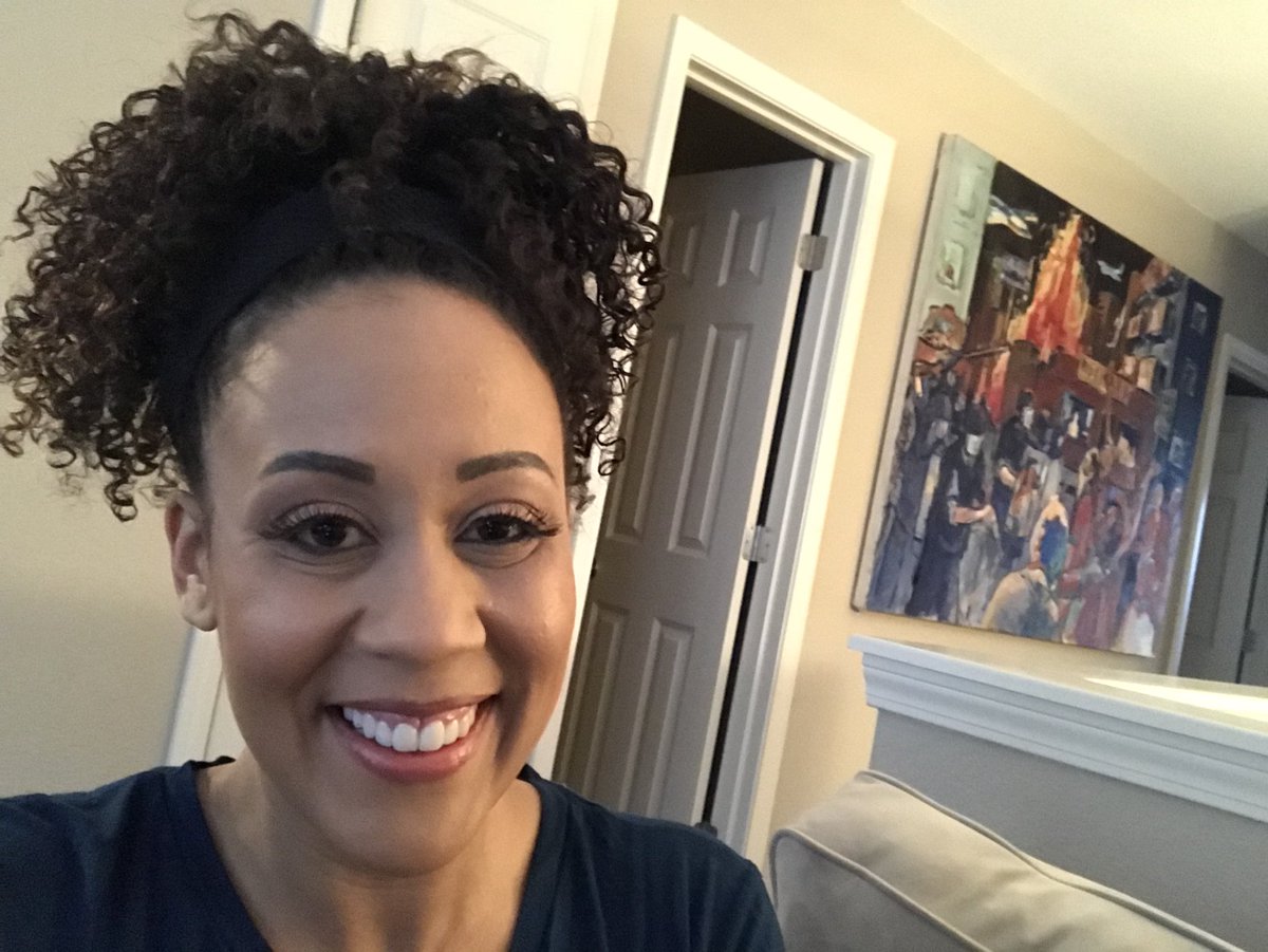 DiaWall's tweet photo. Iโm truly overwhelmed & humbled by the response to #KC68, our @41actionnews special project. Itโs not over! Tune in to @KCPT at 8:00pm for a full hour, including some amazing panel discussion. https://t.co/eiFwBdvV4C