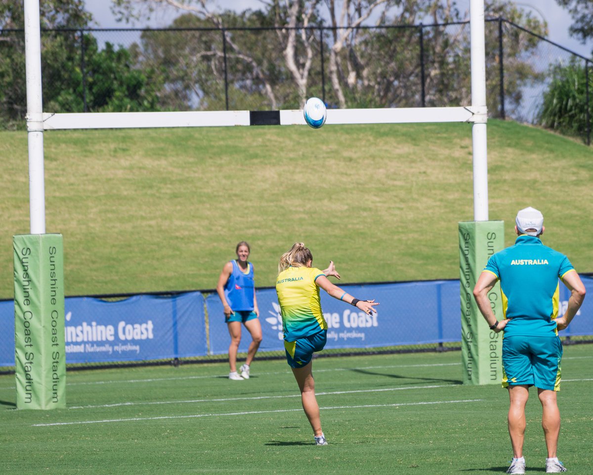 SC_Stadium's tweet photo. Are you ready to kick goals with the @Aussie7s? Join #SCStadium at 3pm TODAY for the Australian Women’s Rugby 7’s Fan Engagement Session 🤙😎 https://t.co/Ut3LV2Z6ej https://t.co/fjTAG5mwky