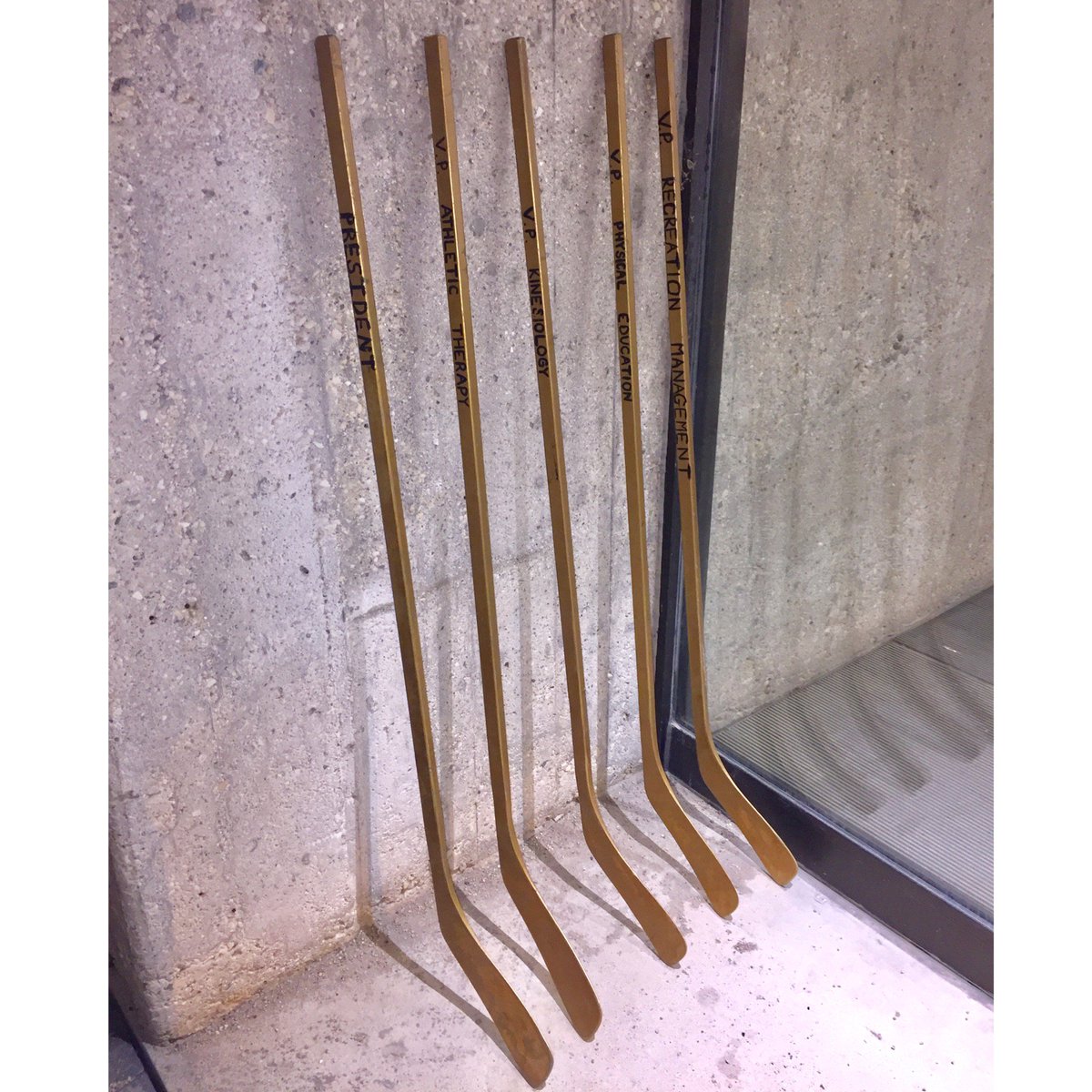 PERKSCouncil's tweet photo. #humboldtstrong #prayersforhumboldt #putyoursticksout 💚💛💚💛💚💛💚 https://t.co/0Fueh0UbVL