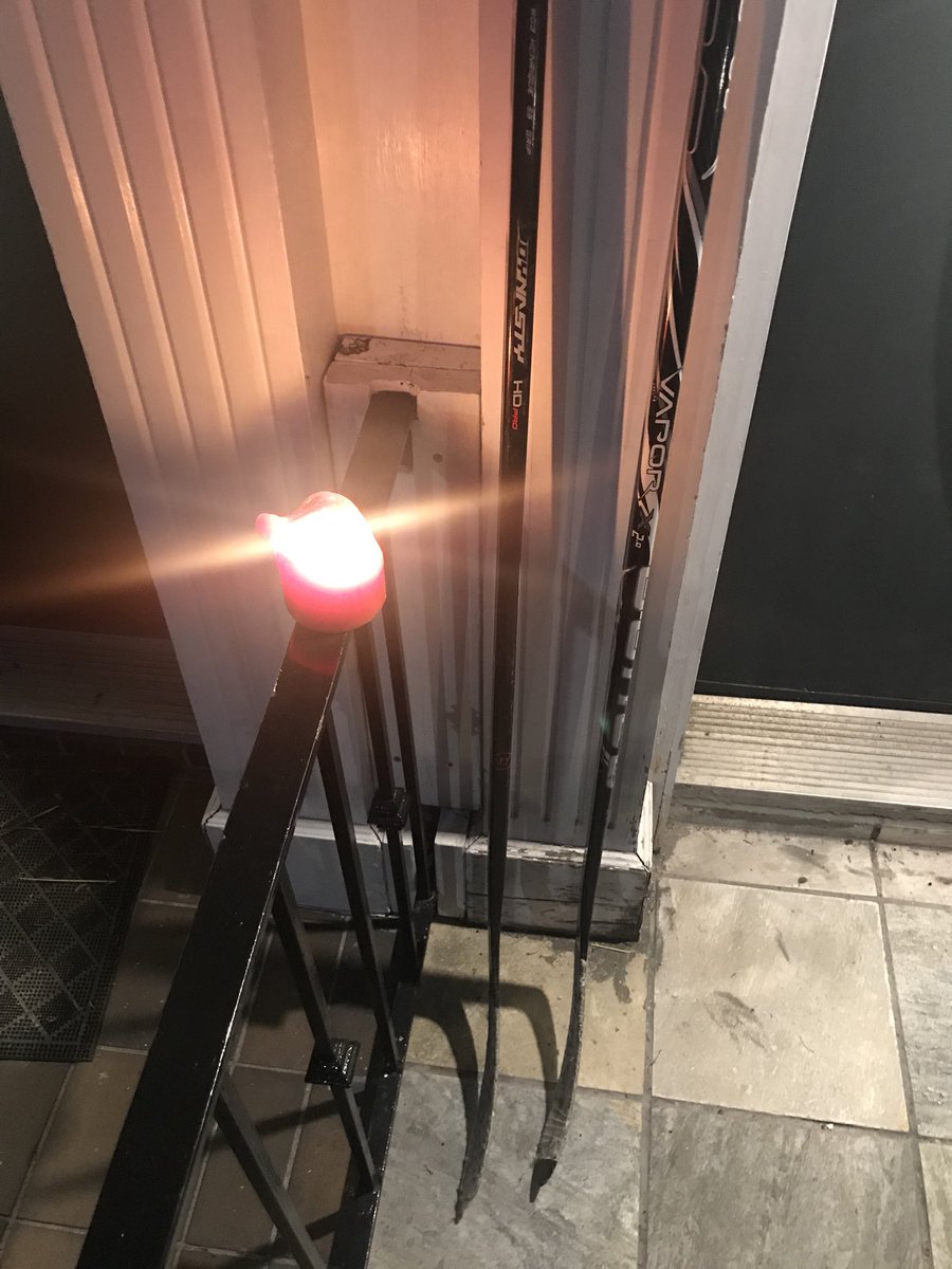 jensypenzy's tweet photo. #PutYourSticksOut #sticksoutforhumbolt ❤️ https://t.co/ysfkMkjcSQ