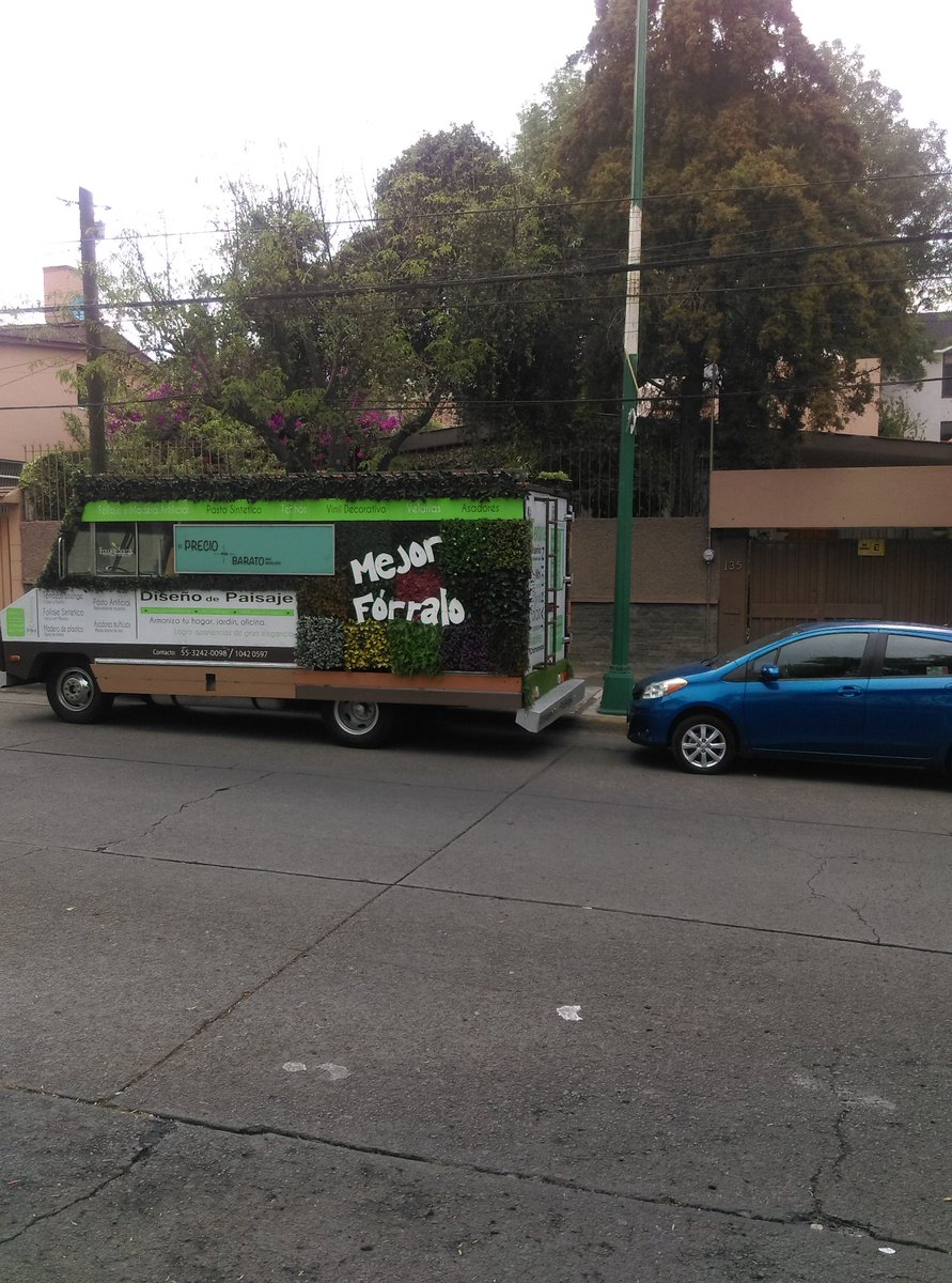 PedroDeA2's tweet photo. Después de una semana de abandonar la unidad y estorbar al vecino obstruyendo su entrada, Zona Azul frente Banorte. @SateliteSeguro @SateliteAlerta @vigilandotoy @eugeniapch @CtoDiplomaticos @CtoEducadoresSA @ANAGISELLA2 @DGZONA2 @seguridadnau @GestionDelMazo @SS_Edomex https://t.co/iCkAgOyxoZ
