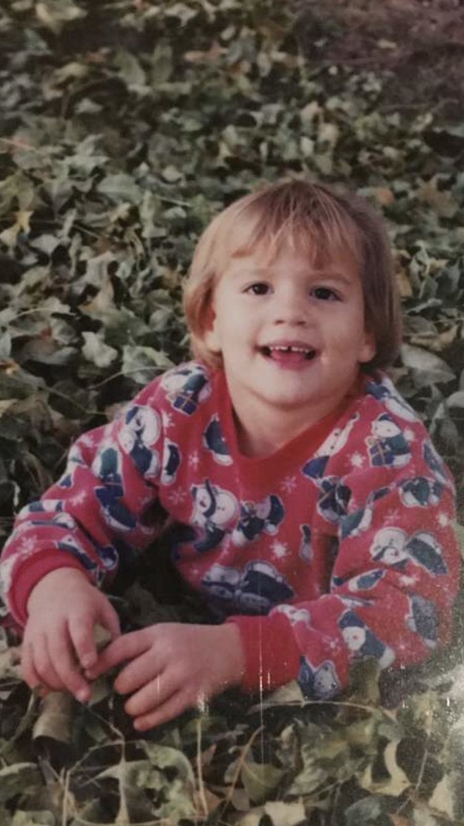 cschult10's tweet photo. Happy 18th birthday to @schult_m8 ! I think you should go back to this hairstyle. Hope you had a good one🎉 https://t.co/7UXcmqnwWH