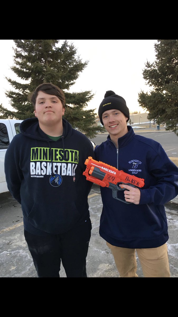 69_seal's tweet photo. Later nerd 1-0 good guys #sweaty @joshdbaker99 with the kill @Bmjinerfwar https://t.co/omFE7LKKGD