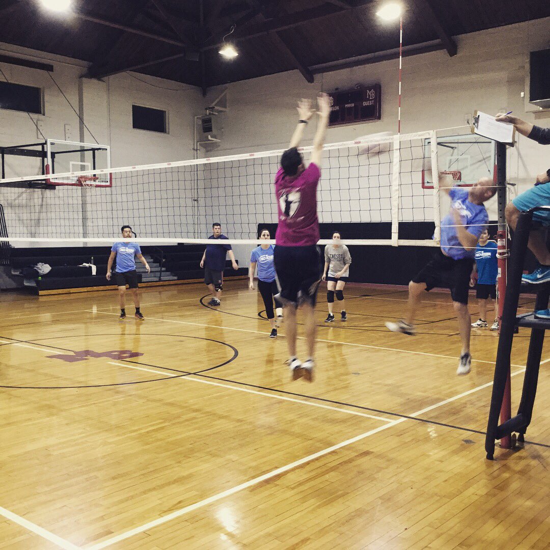 NoIdeaSports's tweet image. Another Monday night in the books #keepwinning #spikeon #noideasports