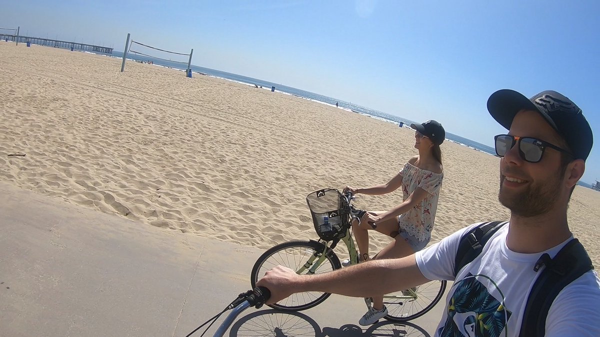VercruyssenN's tweet photo. Venice beach by bike. https://t.co/M1uxGcfAOn