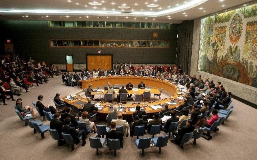 El Consejo de Seguridad de la ONU se reunirá de urgencia hoy para analizar la situación en Siria, donde un presunto ataque químico perpetrado el sábado supuestamente por el Ejército sirio en la ciudad de Duma, en Guta Oriental, dejó decenas de muertos.