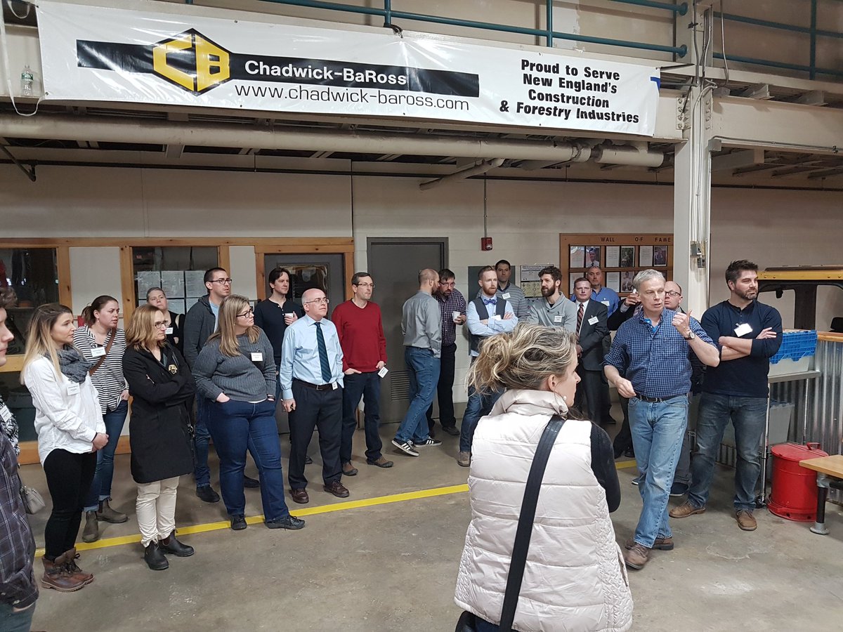 FHSSCIENCE2's tweet photo. #utc #making #teacher pl #student opportunity #personalizedlearning #fredericton high school #fhs science. Amazing opportunity...UTC has mastered personalized learning...awesome teacher PL https://t.co/RVzkqHkkOw