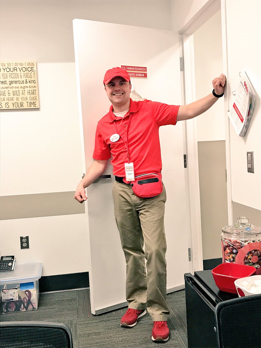 MJohnsonTgt's tweet photo. When you have the coolest STL in Target! @grickettsTGT is onboard with HUNTER! https://t.co/RVjC3HJk0J
