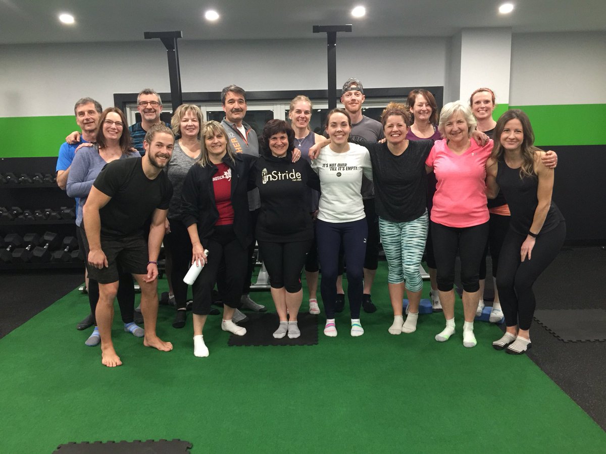 Thanks <a href="/BrackCity_/">Adam Bracken</a>  from the <a href="/TFL_Ottawa/">The Fitness Lab</a> for our private yobility session! Tight hips, Hammies and quads for these runners, it was exactly what we needed!#milertraining