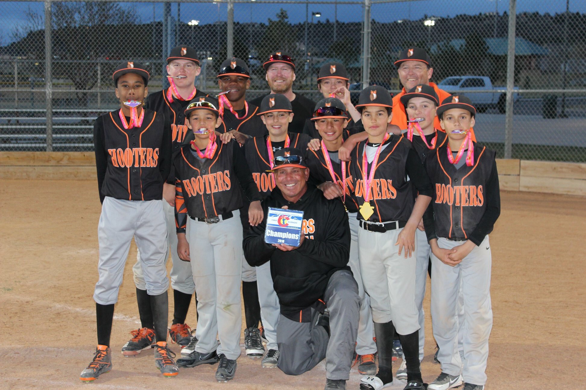 hooters baseball jersey