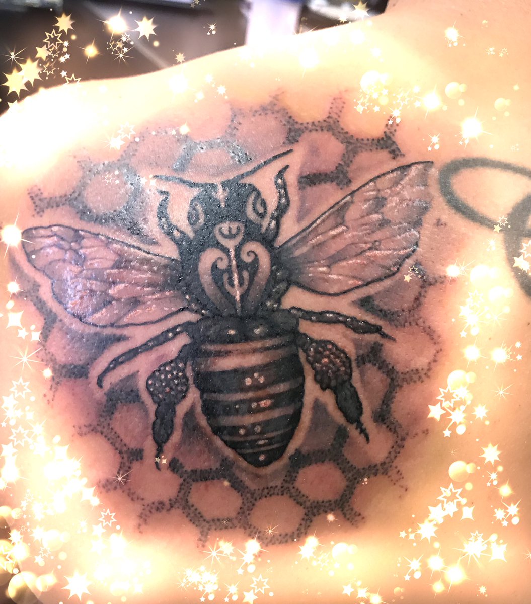 MamaBee808's tweet photo. 💉🐝🖤 #AlohaSummit18 ✨ https://t.co/UlolPhbaOZ