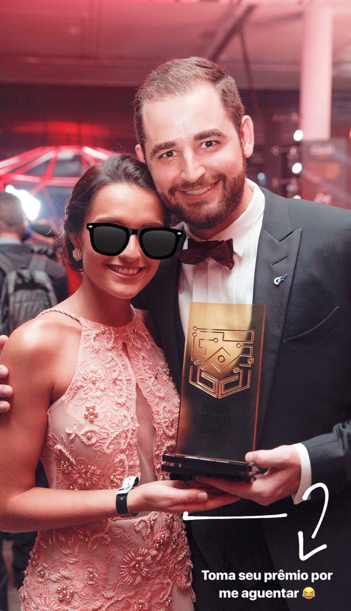 Parabéns novinho tu ganhou o troféu do ano!! <a href="/FalleNCS/">Gabriel Toledo</a>