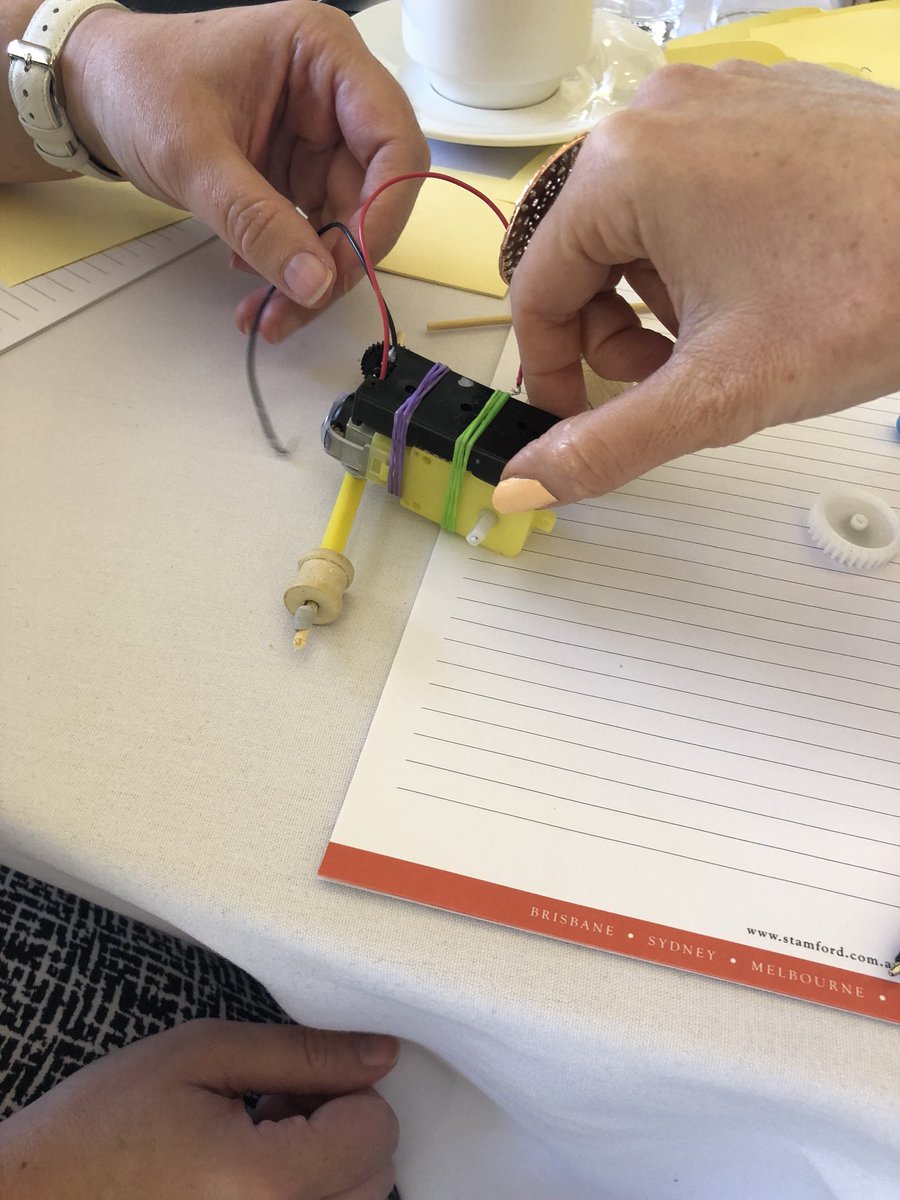 aimeeshack's tweet photo. Team make it robot challenge is on! #stemaker #edtech #stem https://t.co/5qTqKmN3U4