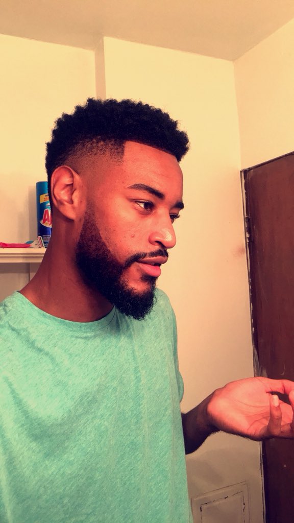 CasanovaCed's tweet photo. 🤗 I hate pictures of myself highkey but let’s Queue up
PSN: Blk-Spider-Man_ #FineMenThatGame https://t.co/BDdau6YiYQ