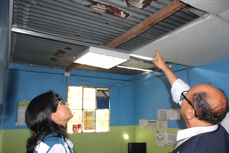 DirisLimaNorte's tweet photo. Dr. Augusto Tarzona, Director de @DirisLimaNorte, junto a la Dra. Mónica Meza, Directora de Digerd, visitó el Centro Materno Juan Pablo II para realizar las coordinaciones para la implementación y mejora de servicios de salud. 
Infórmate más en https://t.co/rix10gQz3M https://t.co/RbKU2Oefw0