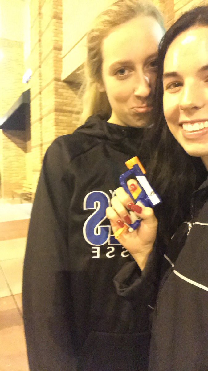 CSnerf's tweet photo. Retta sniped Jessica Franz of “It be Like That” 😩😩😩 @WoodburyNerf https://t.co/pQ7d3yMlJO