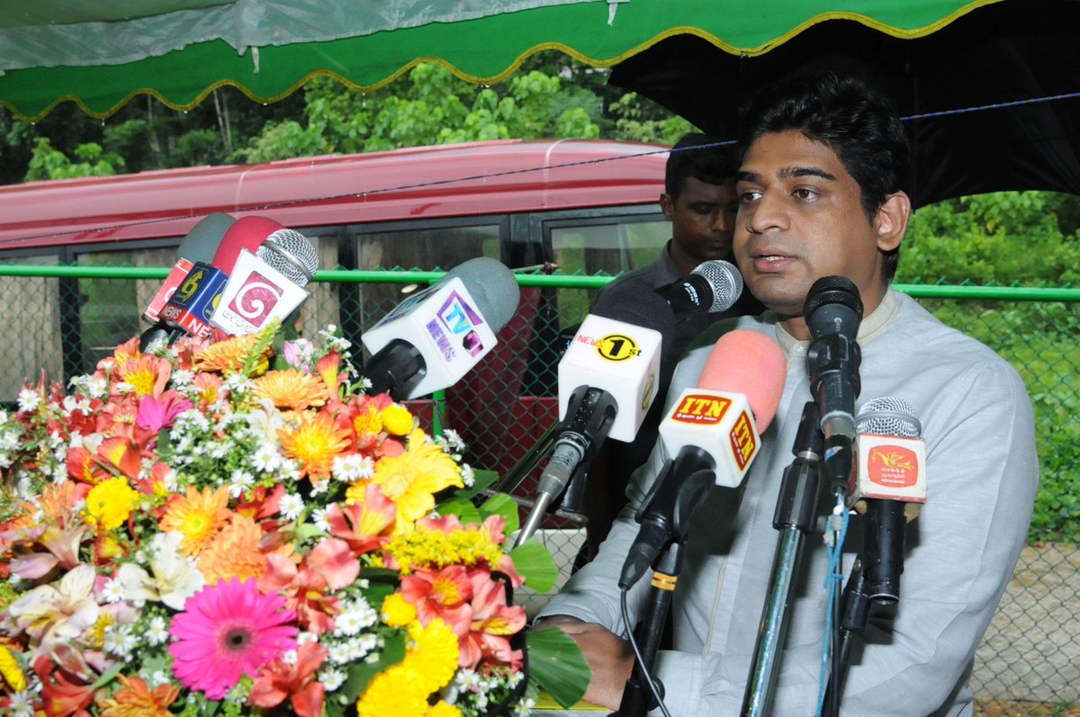 MFA_SriLanka's tweet photo. were ceremonially handed over to their owners by the Hon. Vasantha Senanayake @vasanthasenana2, State Minister of Foreign Affairs on Monday, 09 April 2018 at 2.00 p.m. in the village of Ganepalla, Yatiyanthota.
(2 of 2 continued)
#lka #SriLanka #SLFSA #WelfareSociety https://t.co/go0jZcFhy9
