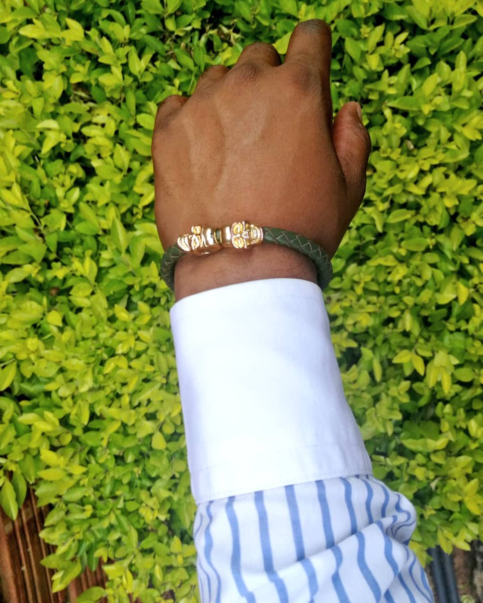Sensei_Neo's tweet photo. #dapperaccessories #dapperman #mensfashion #gentlemenstyle https://t.co/R3msTpg9SR