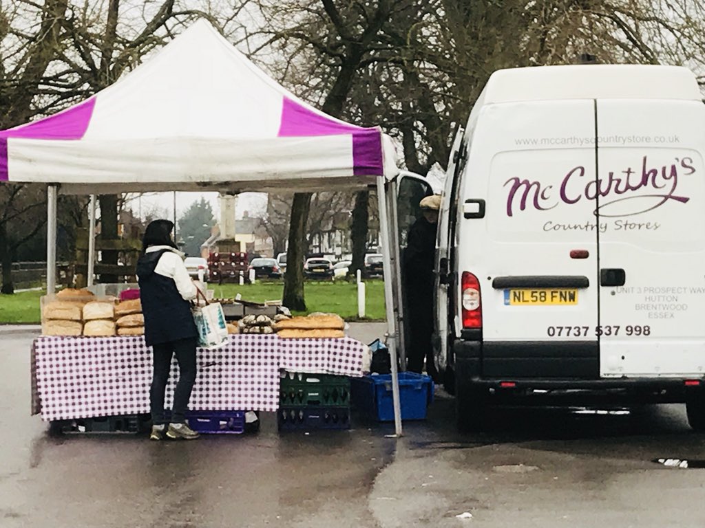 beaconsfieldmkt's tweet photo. New Bakery stall today 🍞 🥖 🍰Happy Tuesday Beaconsfield 
#Beaconsfield #marketday #shoplocal #nationalnewbakerystallday https://t.co/R2UPL6pZYV