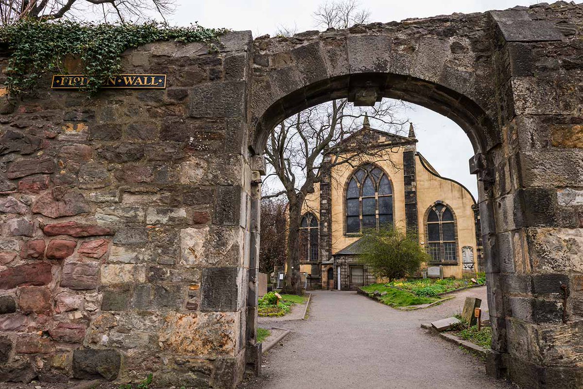 The Kirk is open to visitors this week! Come and discover all of the secrets of the Kirkyard, and the explosive (quite literally!) history of the Kirk from Monday to Friday from 10.30-16.30. #VisitEdinburgh #VisitScotland #HarryPotter #NationalCovenant