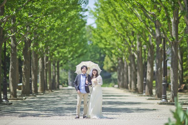 cache_photo's tweet photo. 木漏れ日の中で
#アンティークドレス
#ゴールデンウィーク https://t.co/24U50y8Ihx