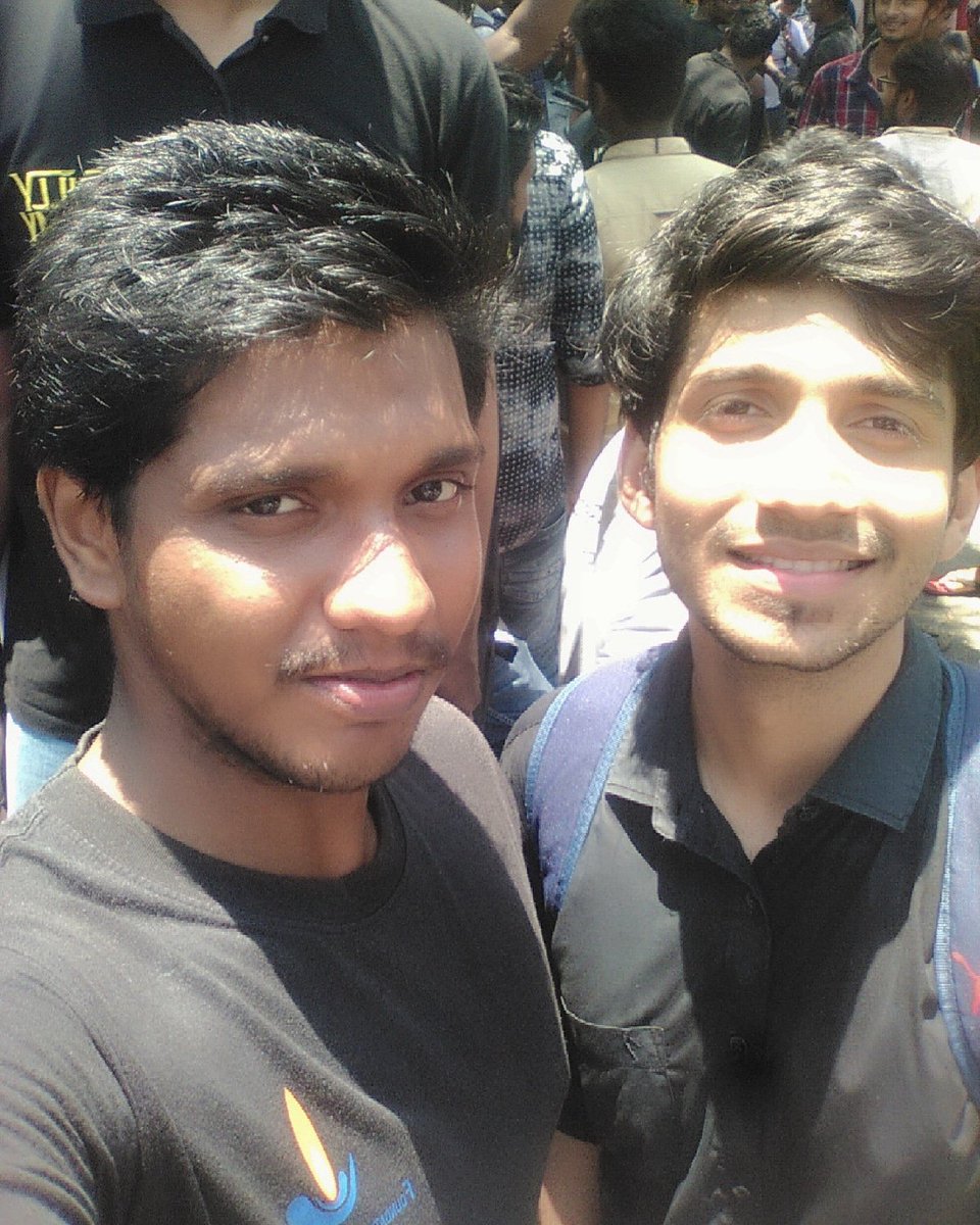 palanirpms's tweet photo. That moment macha epdi da iruka 1 varuda natpu 💗 @kishen_das  @fully_yt  . #TDMA  Protest for #weneedCMB  #bansterlite . It's just a beginning 💪💗. https://t.co/lB63xkLl25
