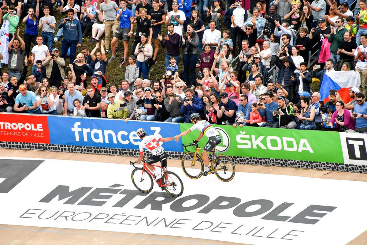 parisroubaix tweet picture