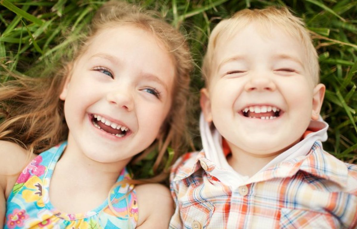 ecr9495's tweet photo. #SiblingsDay: Our presenters share what they love most about their siblings - https://t.co/rWRuafkGBy #ECRLifestyle @GordonGrahamTri @helloerind @JSbuOfficial @staceynorman https://t.co/zUfpgOQXzq