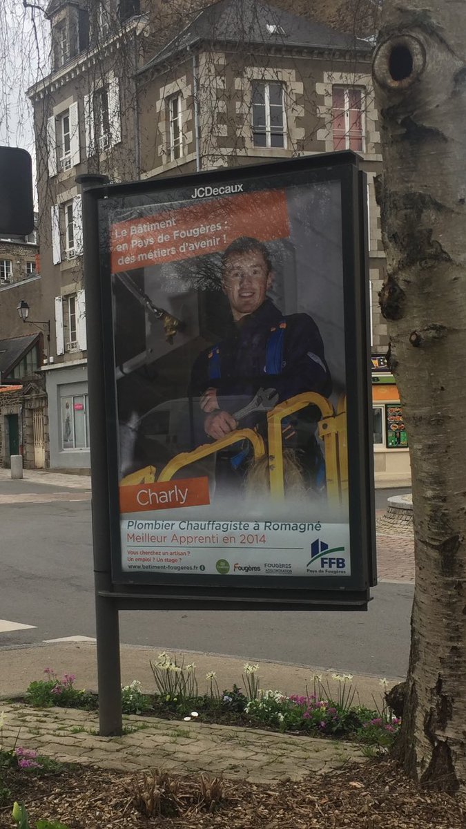 ComquestGO's tweet photo. Début de la campagne d'affichage de la FFB Pays de Fougères #creationcomquest https://t.co/Vw9nLGd04s