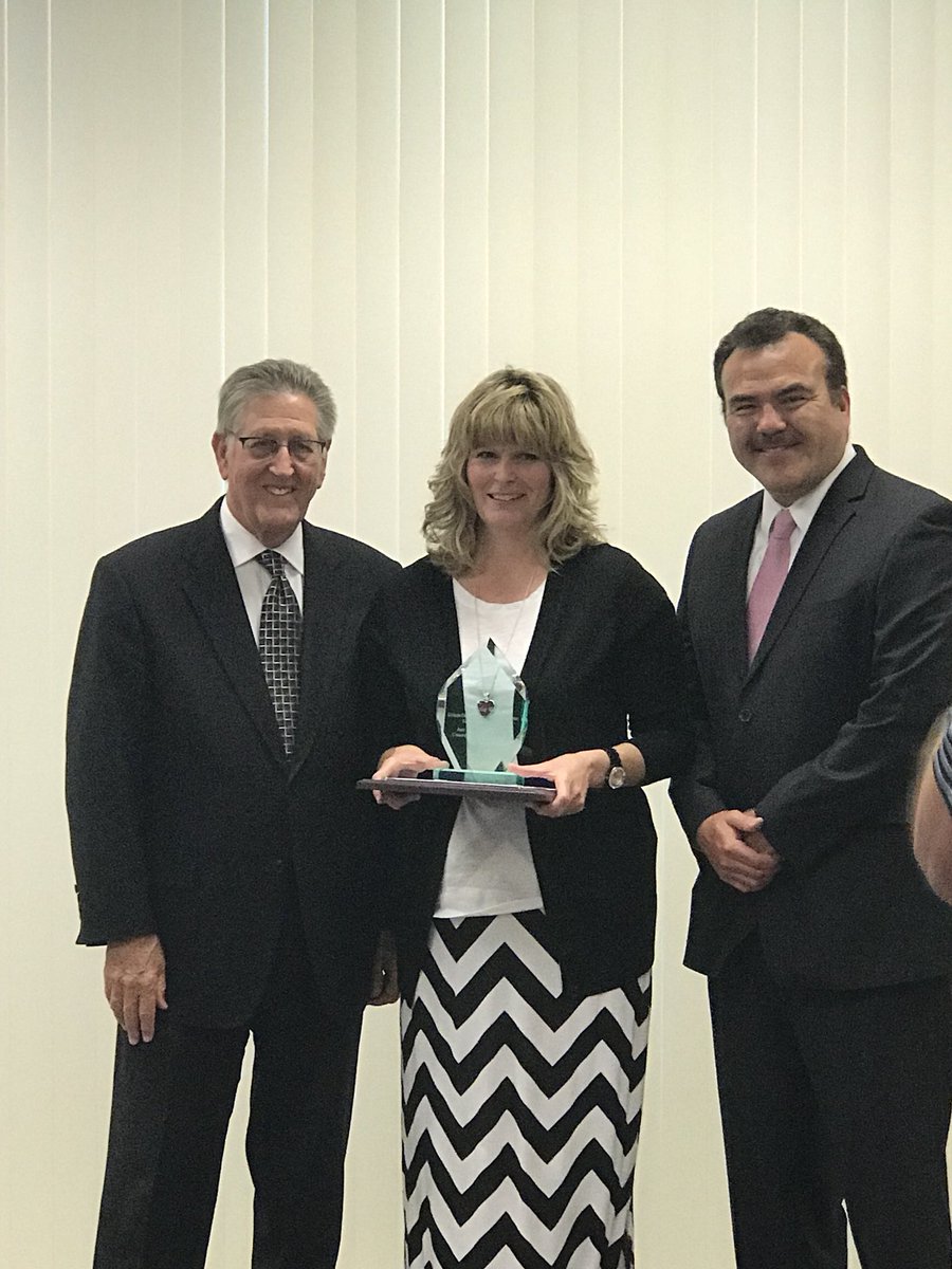 YucaipaECEC's tweet photo. Our very own Julie Wood was named Classified School Employee of the Year in the Instructional Aide category for San Bernardino County. Way to go Julie, you make us stronger. https://t.co/5zdNtQa4YH