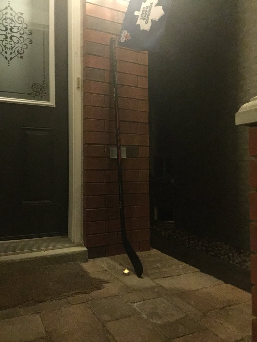 Hockey is family. Thoughts and prayers with #HumboldtBroncos #PutYourSticksOut