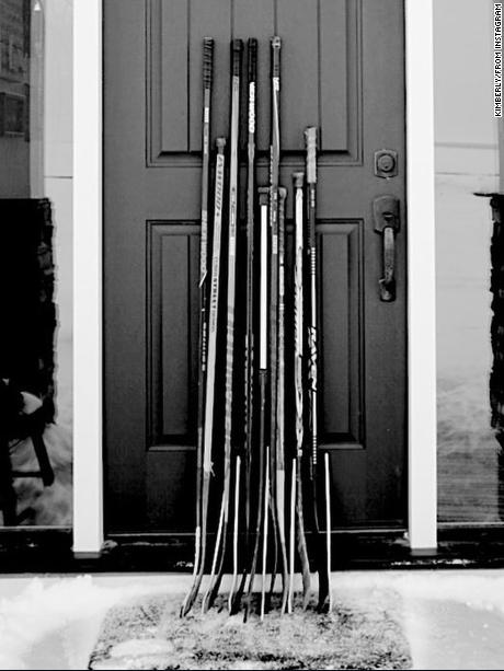People from both Canada and the United States are sharing photos of hockey sticks left on porches as a tribute to players with the Humboldt Broncos hockey team and five others, including two coaches, who were killed in a bus crash in Canada cnn.it/2IFMtZc