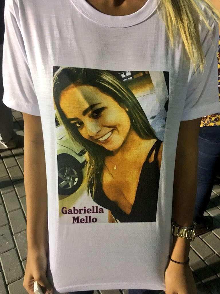 brendaborjaa's tweet photo. Você sempre será lembrada com muito amor por todos nós. Cuida de mim daí de cima, que vou estar sempre orando por você daqui. Você já está fazendo falta 😔❤️🙏🏻👼🏼 https://t.co/bC1MWA2oGv