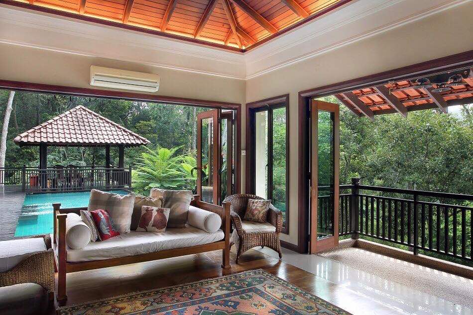 MattHurairah's tweet photo. If you wish to have a "get together or birthday celebration" with your friends or family, visit this website https://t.co/hrlWsQ90im to rent a getaway villa. https://t.co/Wb3NX0wGQj