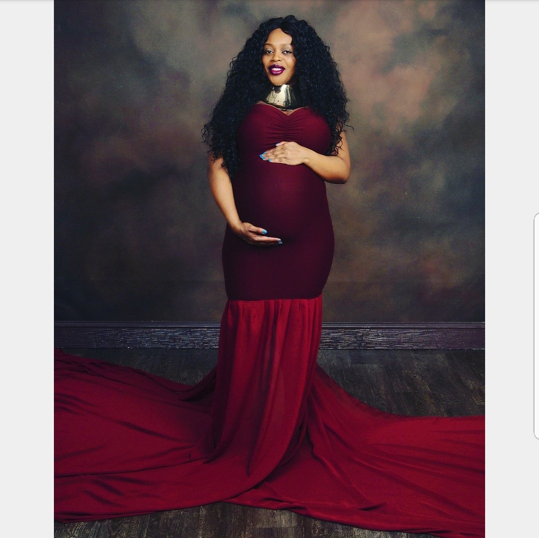 Lindzeka_usa's tweet photo. Its a boy๐ and a girl๐ had fun doing my #maternityshoot 8months #fraternaltwins #twinmom #momtobe #issagoddess ๐ https://t.co/MtRRr82pu3