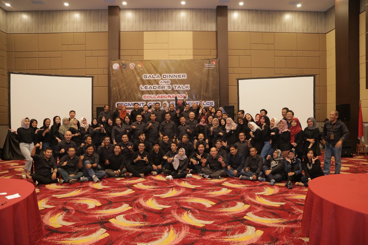 DGS_ASSIIK's tweet photo. Business Review Q1 Local Government Service di isi dgn konsep 4R ( olah Rasio,Olah Ruh,Olah Rasa dan Olah Raga ). Smart for best performance selalu ASSIIK https://t.co/ZakqdyUxHA