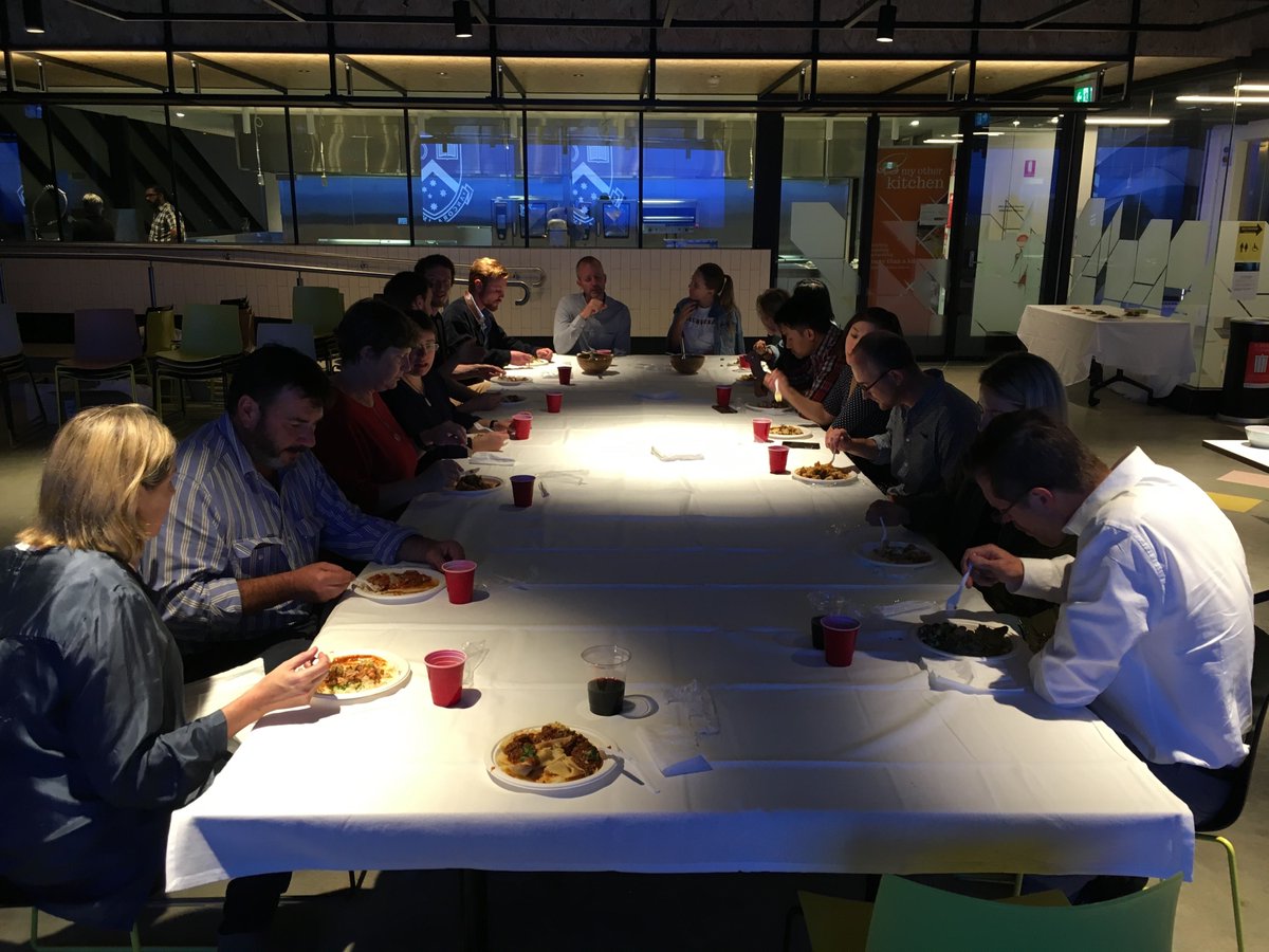 RocketSeeder's tweet photo. Dinner with new friends! @RocketSeeder #autumncrop18 entrepreneurs sharing a meal prepared by #springcrop17 Alum Harry Sekhon @Feastively and hearing all about his startup journey https://t.co/a1kg6lgzJS
