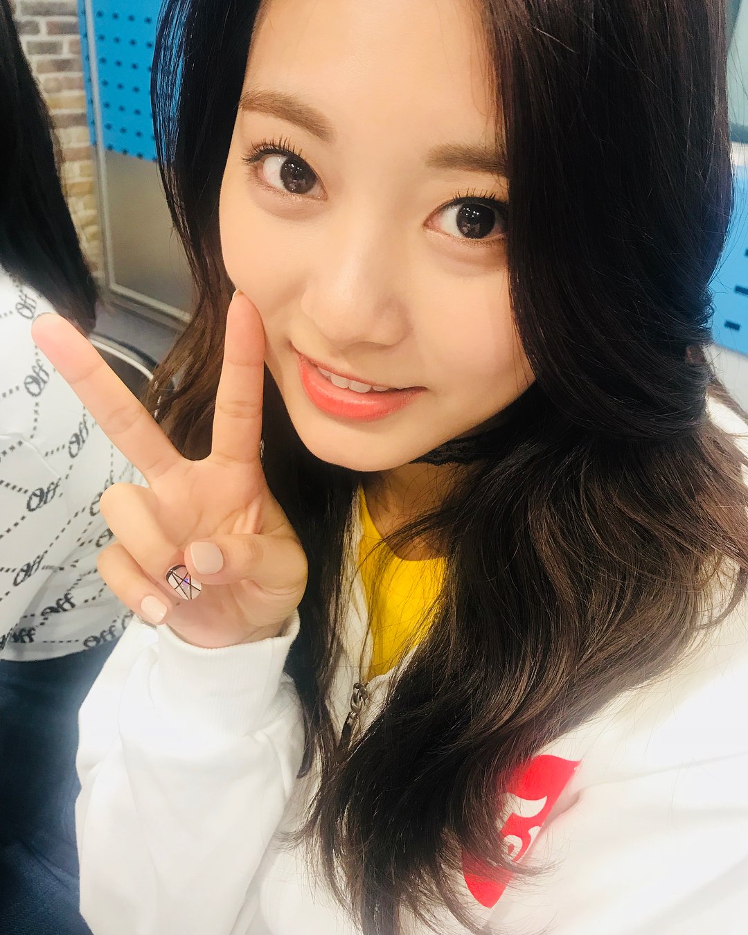 TWICE GLOBAL on Twitter: "[PIC] 180410 1077power Instagram Update #