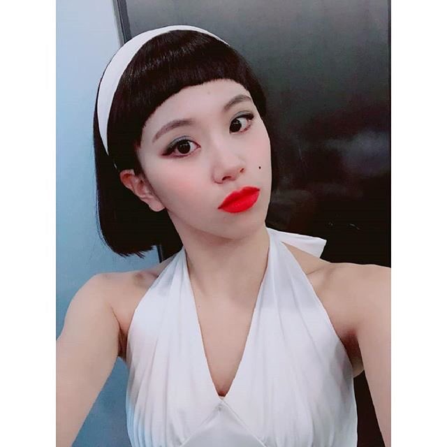 TwiceTeamTurkey's tweet photo. [180410] twicetagram instagram güncellemesi.❤

"Chaeng-tilda ve Da-ong
What is Love~~?!
#aşknedir
#Chaengtilda
#Daong" https://t.co/zanavh5jYE