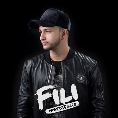 FILIDJ's tweet photo. #NuevaFotoDePerfil https://t.co/RIgZuSqjBv