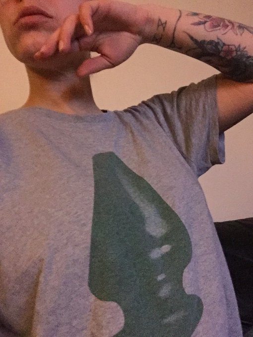 Premier patient &agrave; 7h30... pas s&ucirc;r que j&rsquo;y aille avec ce tee-shirt 🤔 #pornstar #aidesoignante #cecinestpasunsapin<a href="/tag/pornstar"class="tags"><span>#pornstar</span></a><a href="/tag/aidesoignante"class="tags"><span>#aidesoignante</span></a><a href="/tag/cecinestpasunsapin"class="tags"><span>#cecinestpasunsapin</span></a>