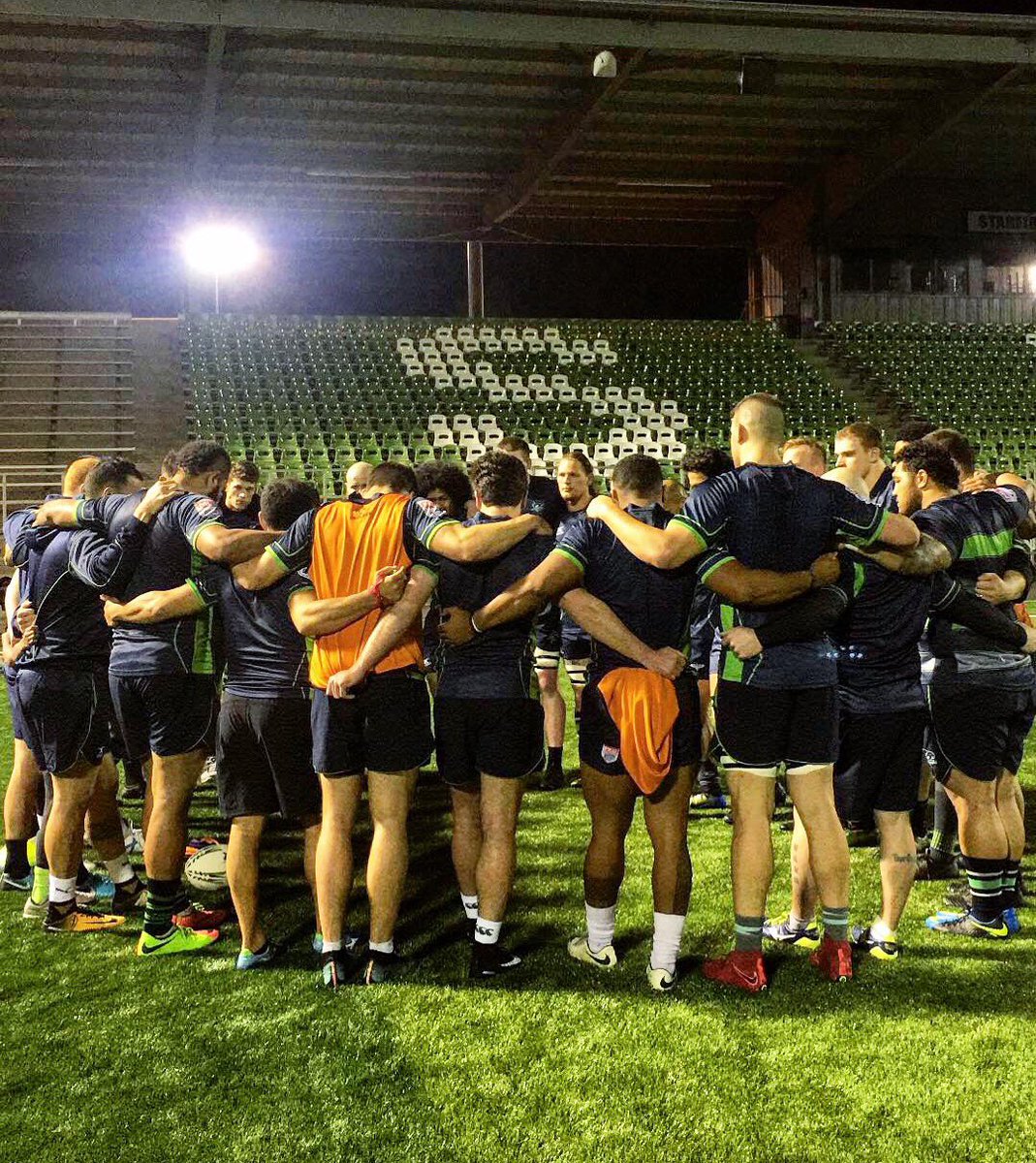 SeawolvesRugby's tweet photo. Tonightโs session brought to you by: stadium vibes. ๐ #NewPitchWhoDis #FreshTurf #TogetherWeHunt #Home https://t.co/7dMMMf6wFU