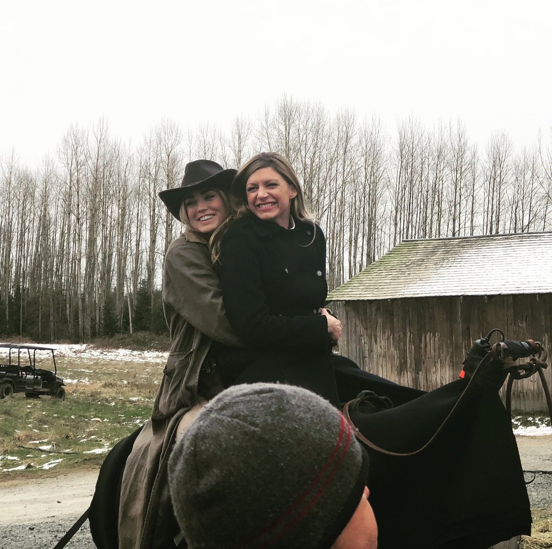 Realizing that if Ava and Sara got married then Ava took Sara's last name her name would legit be #AvaLance 🤯  <a href="/jesmacallan/">Jes Macallan</a> #LegendsOfTomorrow